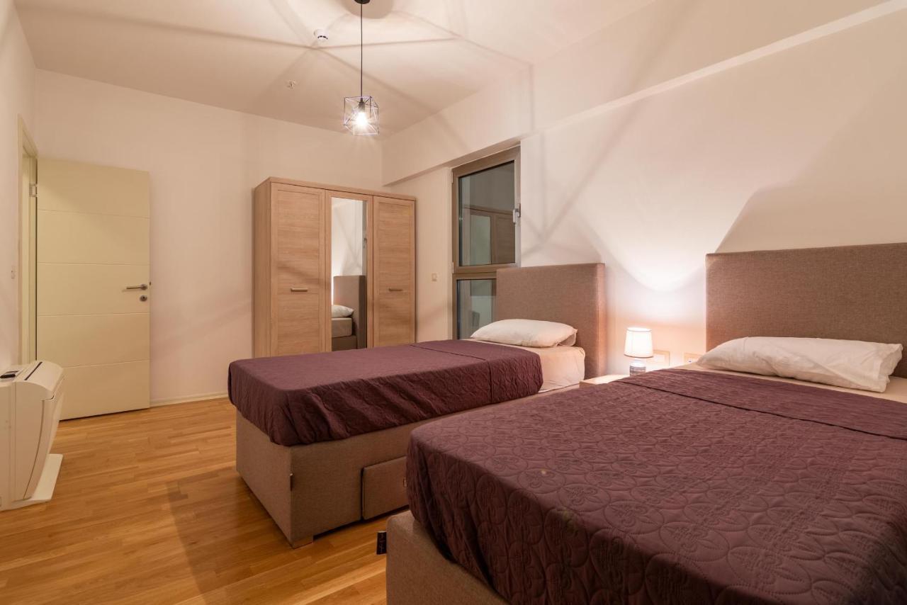 H704 Apartment *